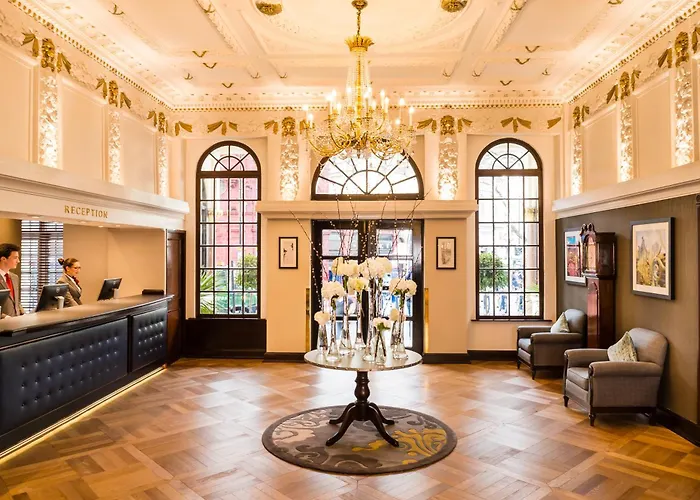 Bailey'S London Kensington