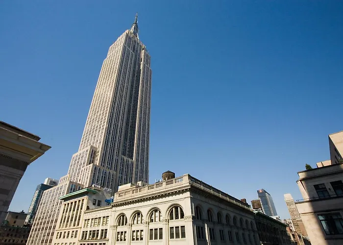 Hotel familiar: U Hotel Fifth Avenue, Empire State Building