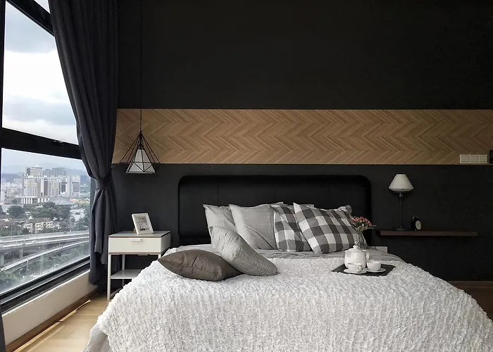 Guest house: Pinnacle Tower Apartment Stay By Feel Suites