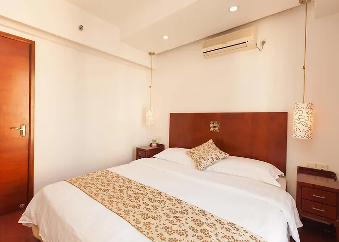 Chicago Suites International