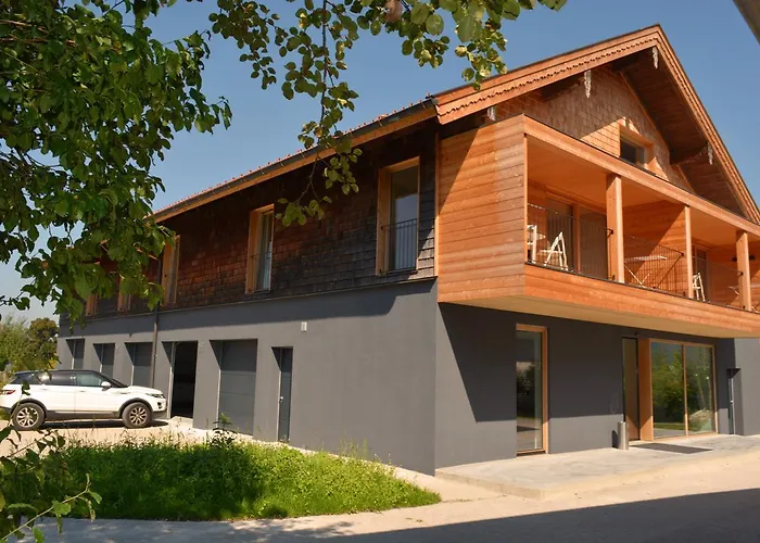 Gaden Apartment - Hotel
