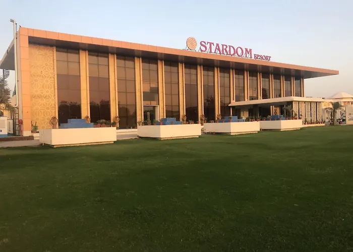 Boutique hotel only: Stardom Resort Jaipur
