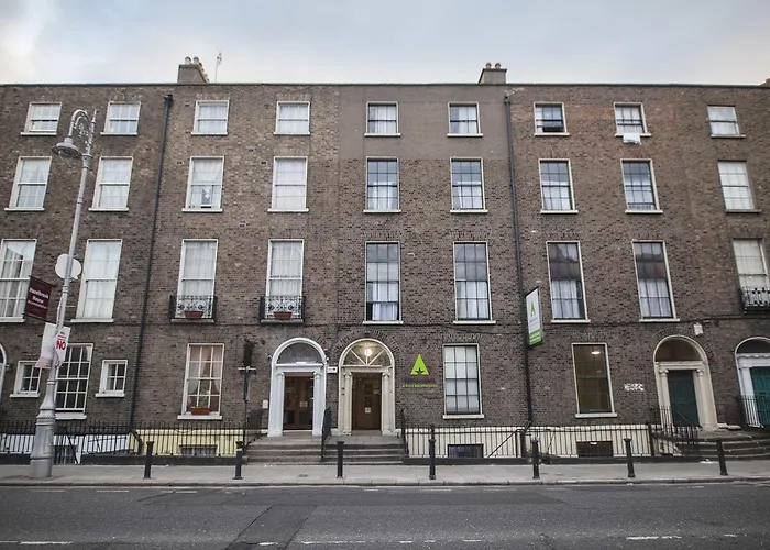 Hotel pres du College: Abrahams Hostel