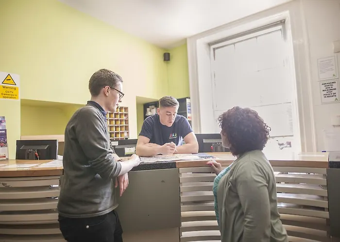 Hotel pres du College: Abrahams Hostel