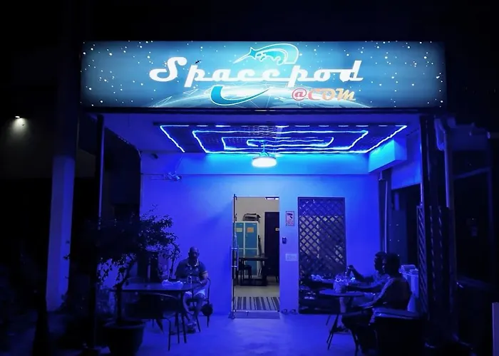 Hostel: Spacepod@Com