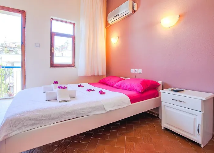 Saray Otel