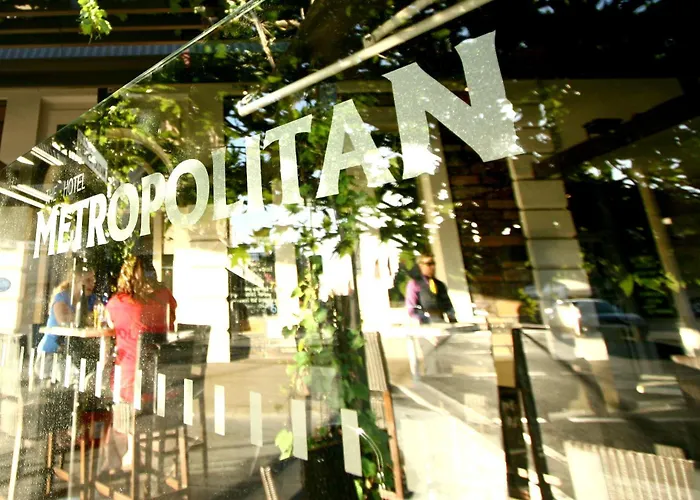 Beach Hotels Metropolitan