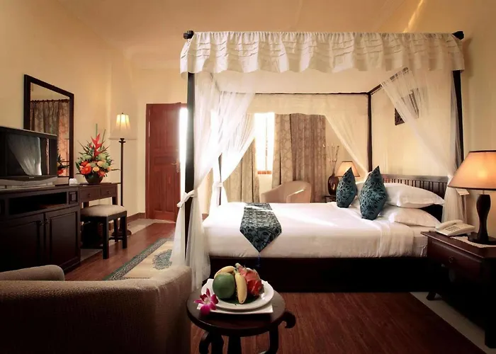 Casino hotel: Royal Inn