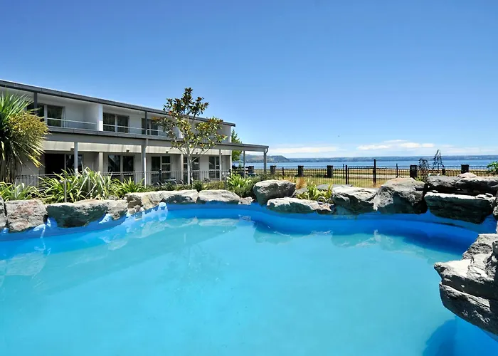 Beach hotel: Wai Ora Lakeside Spa Resort