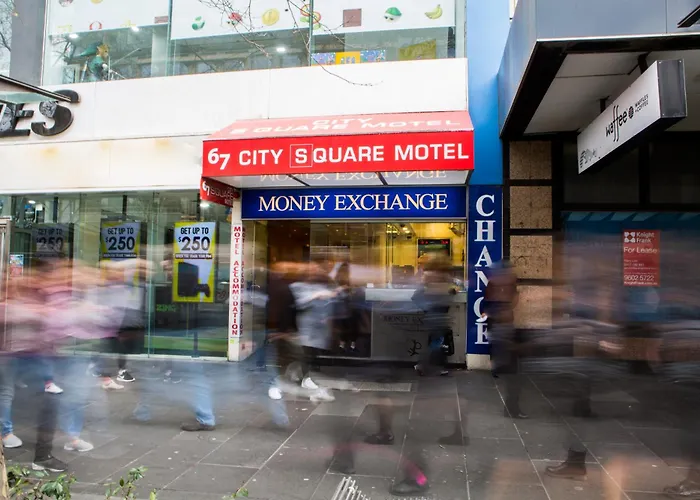 Cheap hotel: City Square Motel