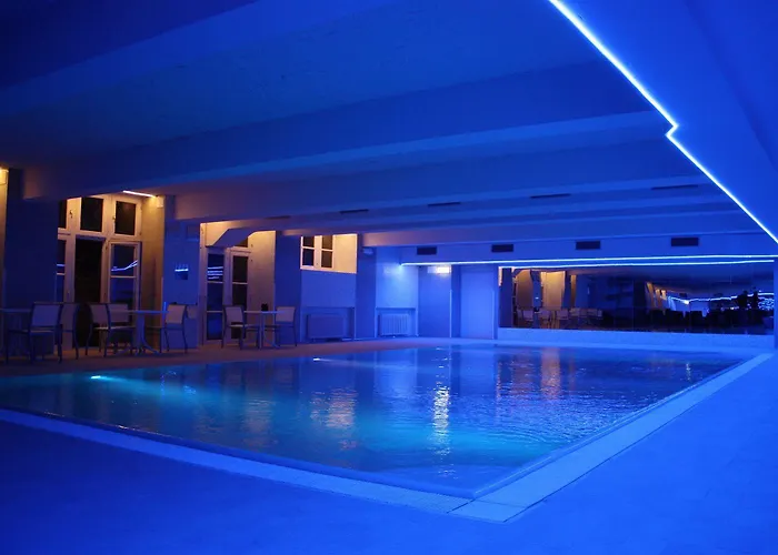 Plus Hostel Und