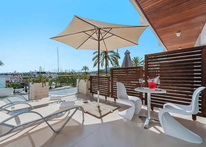  Hostal Brisa Marina
