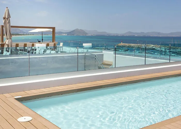 Llaut Boutique (Adults Only)