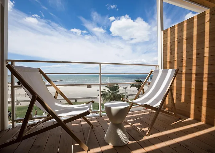 Hôtel Café Miramar