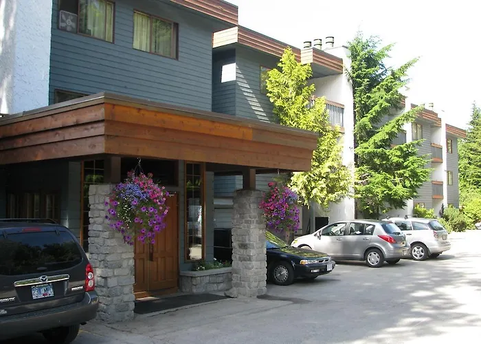 Whistler Resort And Club