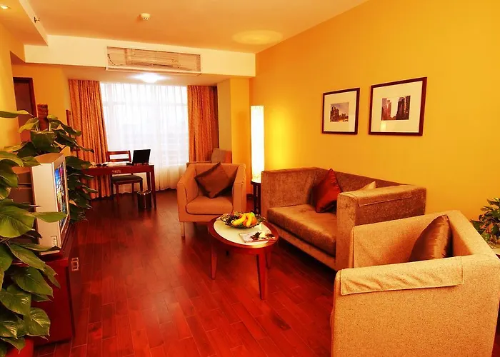 Chicago Suites International