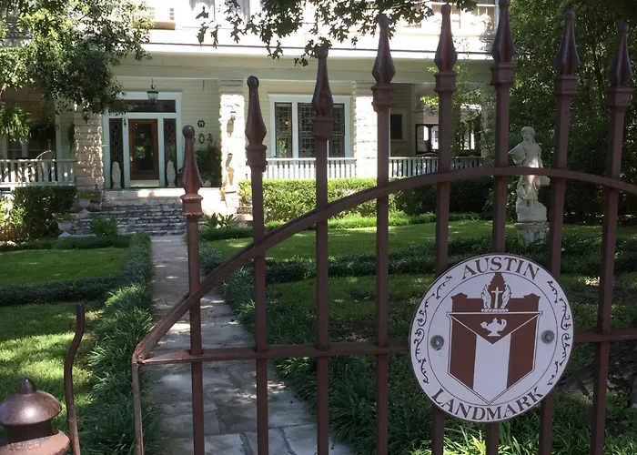 Strickland Arms Bed And Breakfast