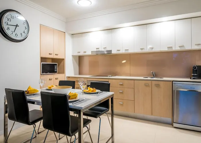 Boutique hotel only: Chancellor Lakeside Apartments