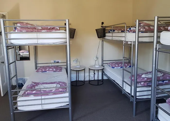Dorset House Backpackers
