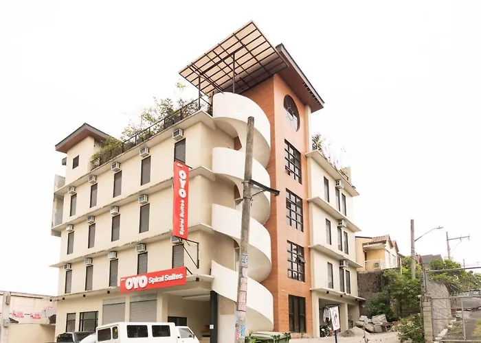 3 star hotel: Spiral Suites Hotel