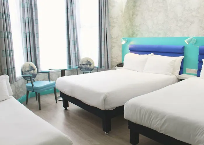 Cheap hotels Clapham South Belvedere