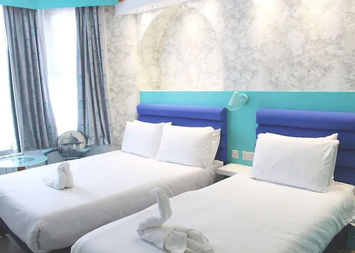 Cheap hotels Clapham South Belvedere