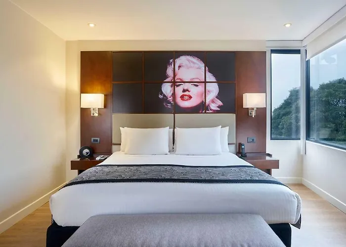 Celebrities Suites