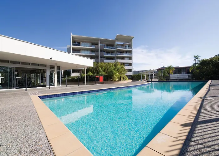 Oaks Brisbane Mews Suites