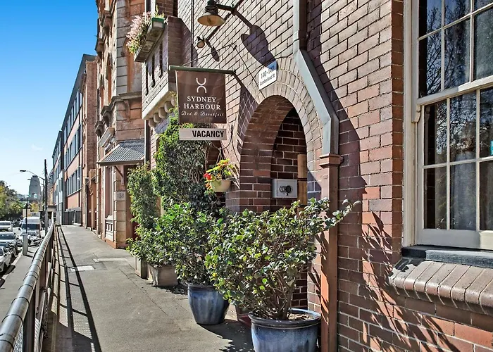B&B only: Sydney Harbour Bed And Breakfast