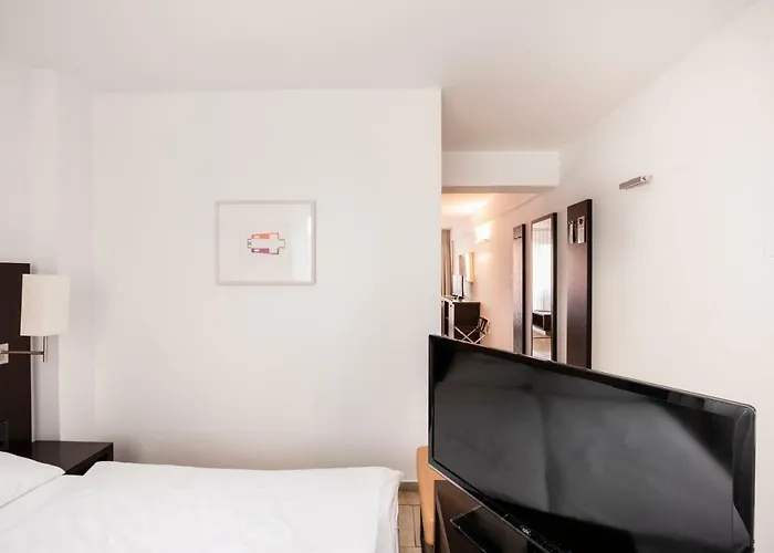 Burns Apartments