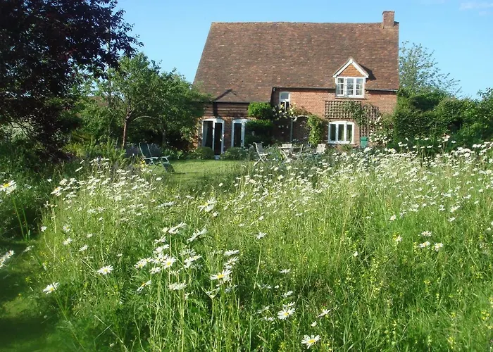 Field Farm Cottage B&B
