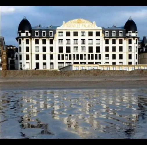 Trouville Palace