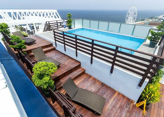 Microtel By Wyndham Mall Of Asia