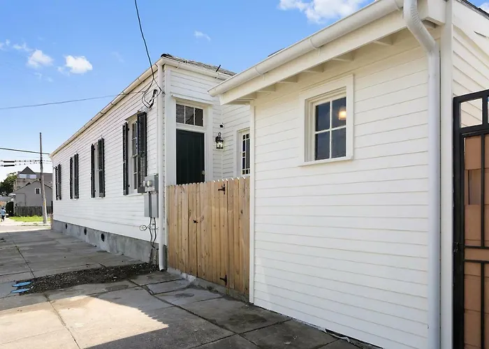 Iberville Quarters