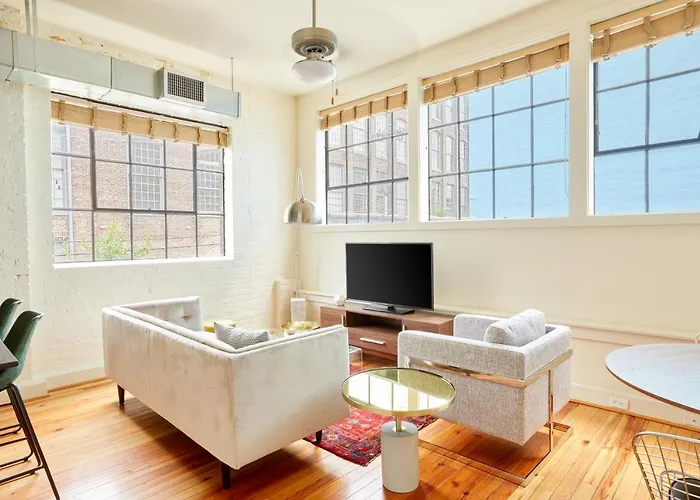 Sonder At Constance Lofts