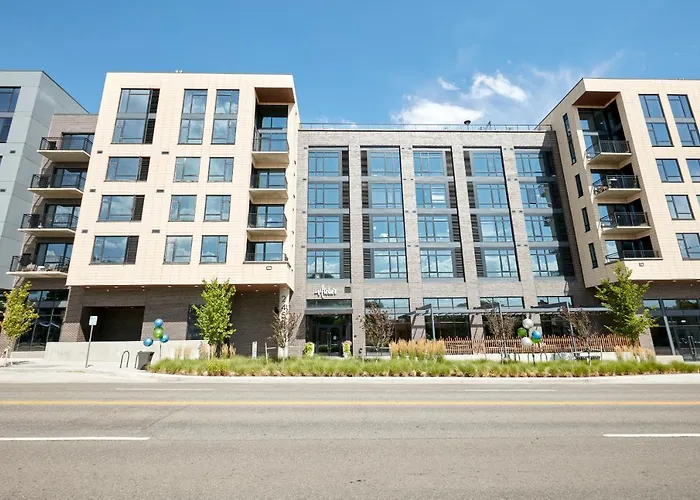 Sonder At University Park